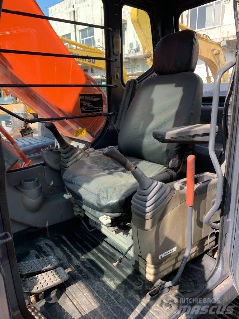 Hitachi Zaxis 240 履带挖掘机