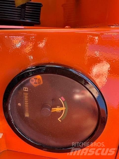 JLG 1055 伸缩臂叉装车|叉装车