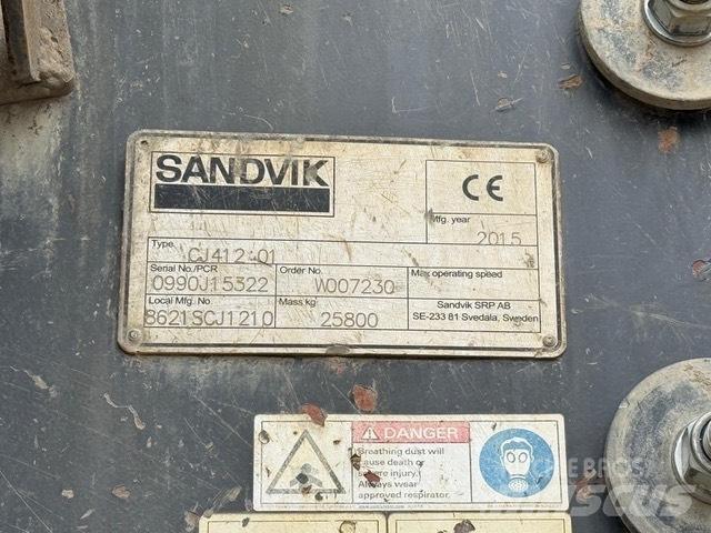 Sandvik CJ 412 移动式破碎机