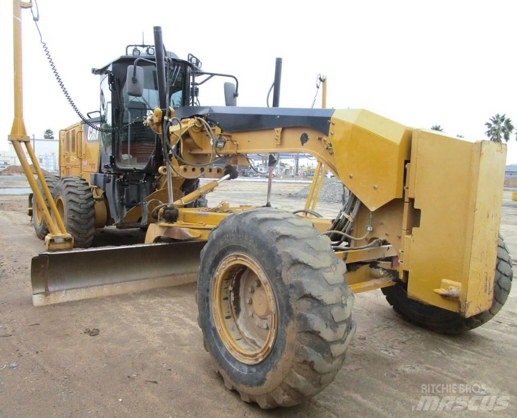 CAT 140 M 2 VHP 平地机/推土机