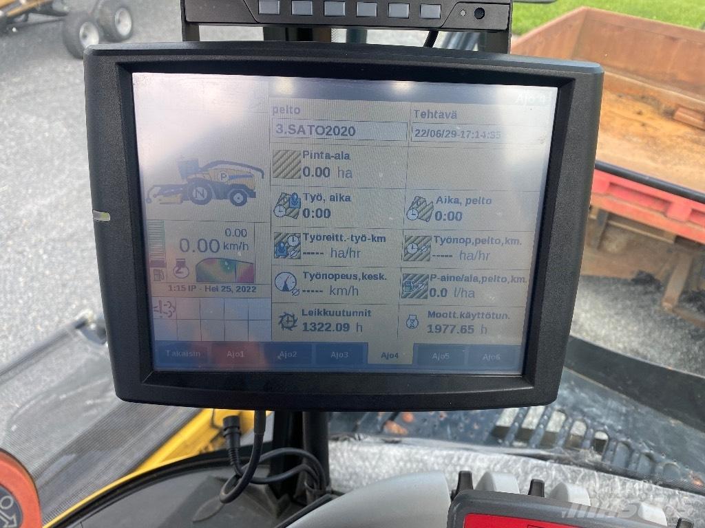 New Holland FR 500 自走式青贮饲料收割机