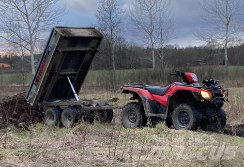  K Vagnen Offroad 倾卸拖车