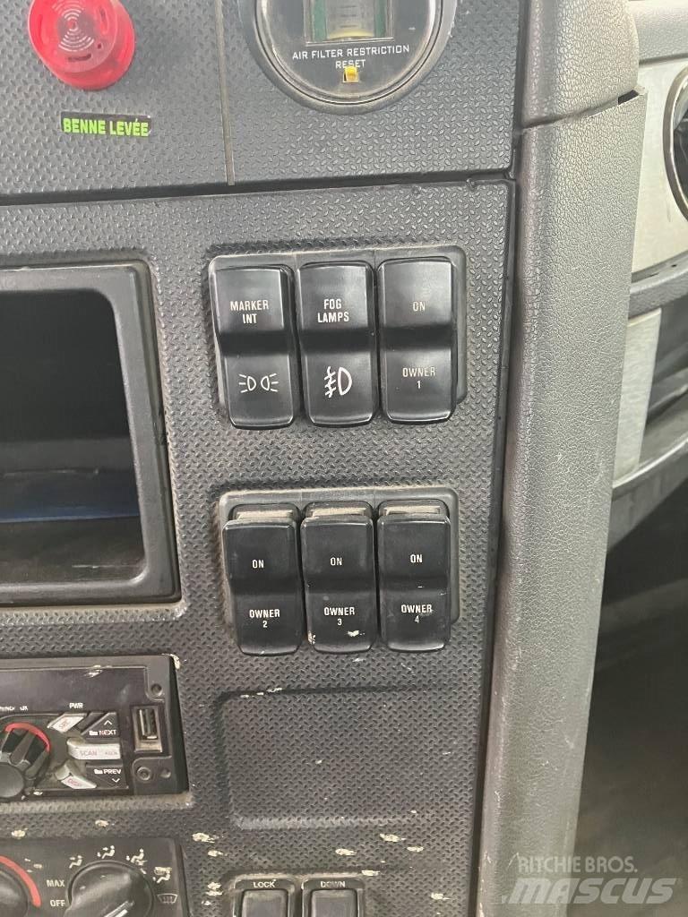 CAT CT 660 可拆卸式卡车