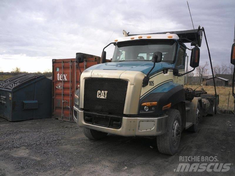 CAT CT 660 可拆卸式卡车