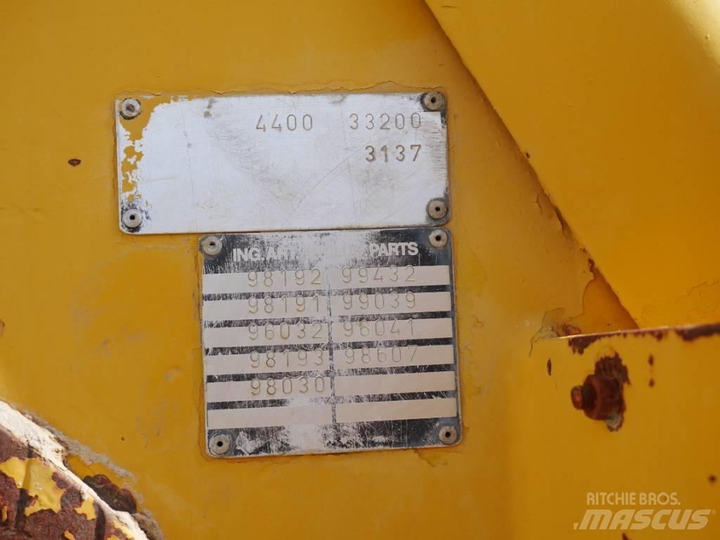 Volvo BM 4400 轮式装载机