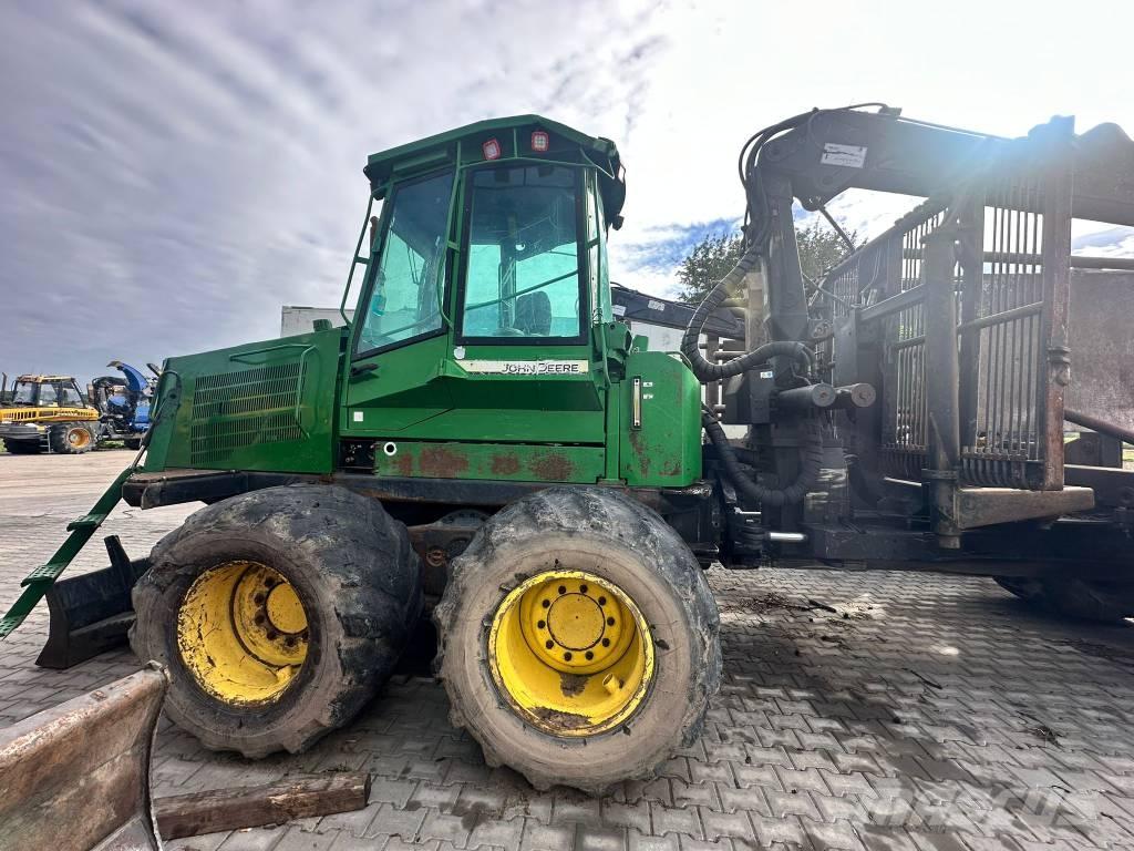 John Deere 1410D 集运机