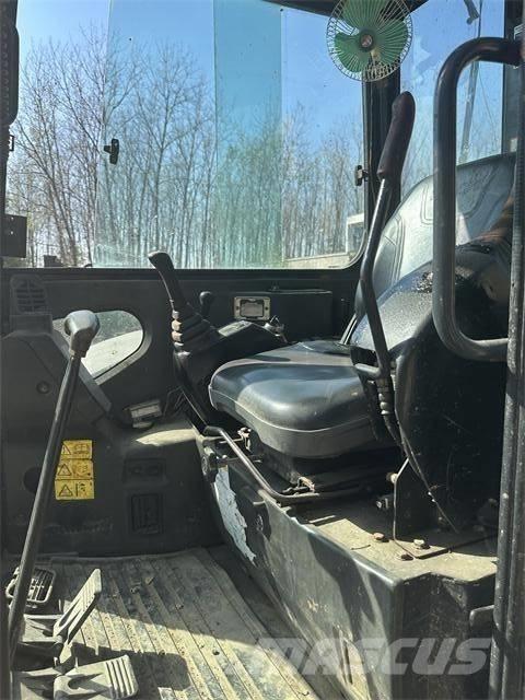 Hitachi ZX50 小型挖掘机