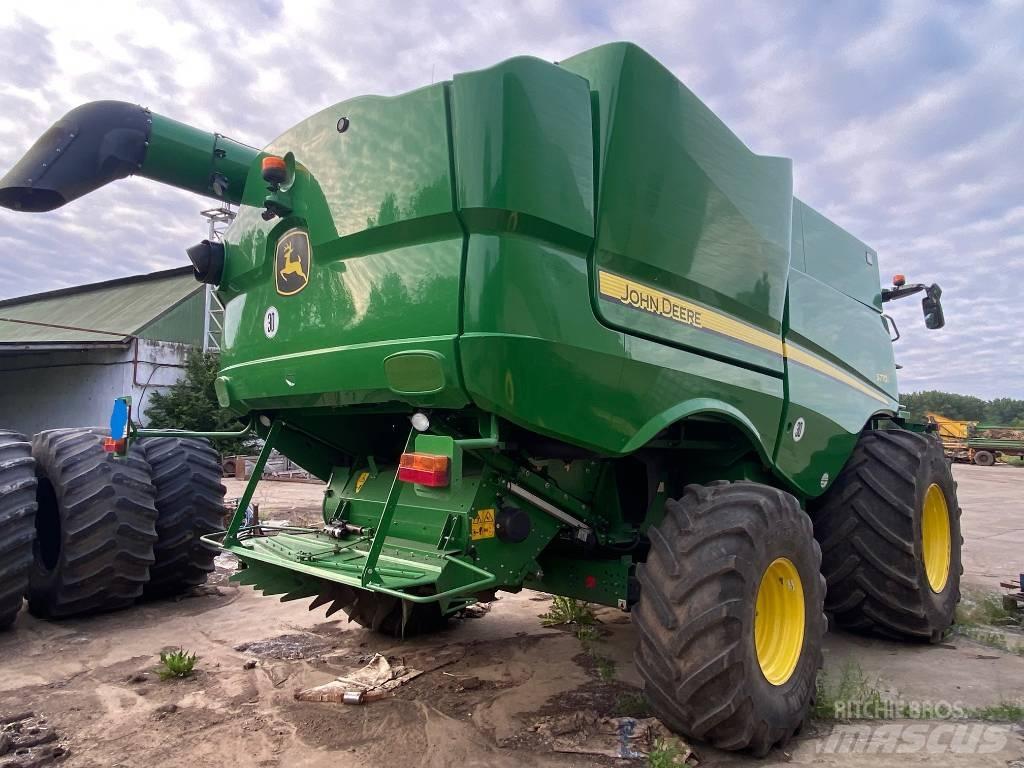 John Deere S770 联合收割机