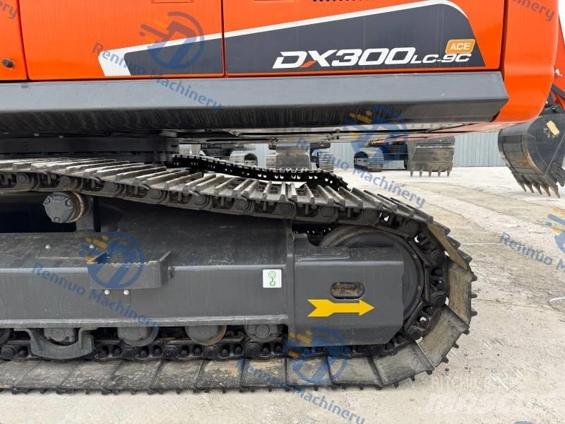 Doosan DX 300 LC-9C 履带挖掘机