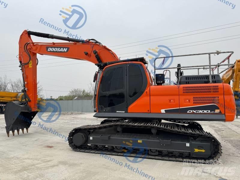 Doosan DX 300 LC-9C 履带挖掘机