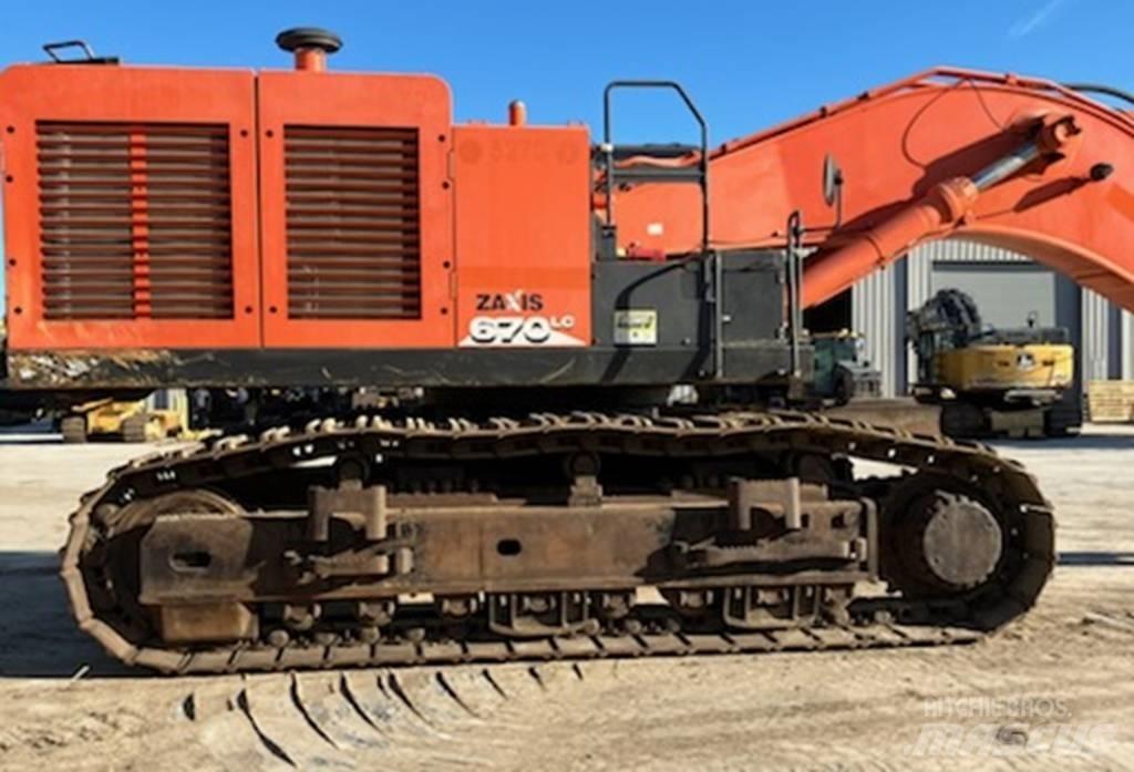 Hitachi ZX670LC-6 履带挖掘机