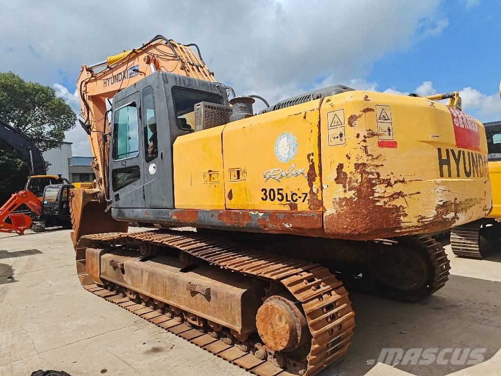 Hyundai R305LC-7 履带挖掘机