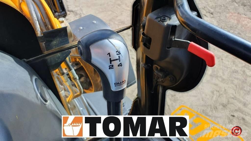 JCB 3 CX 反铲装载机
