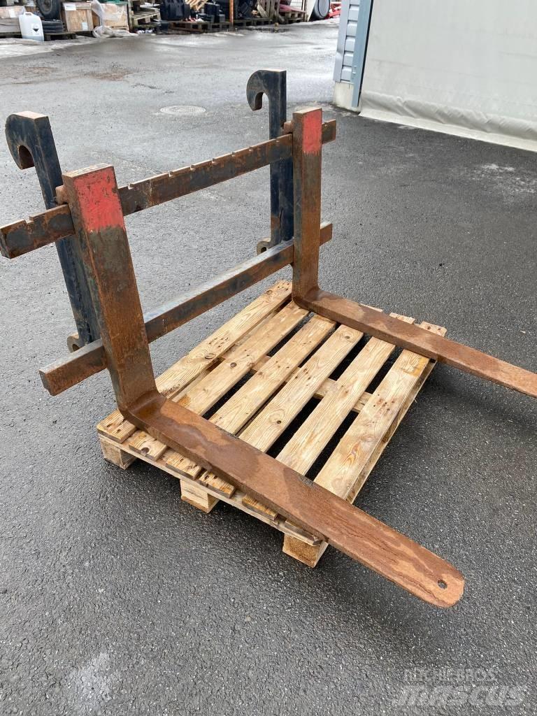 Volvo TRUKKIPIIKIT 货叉