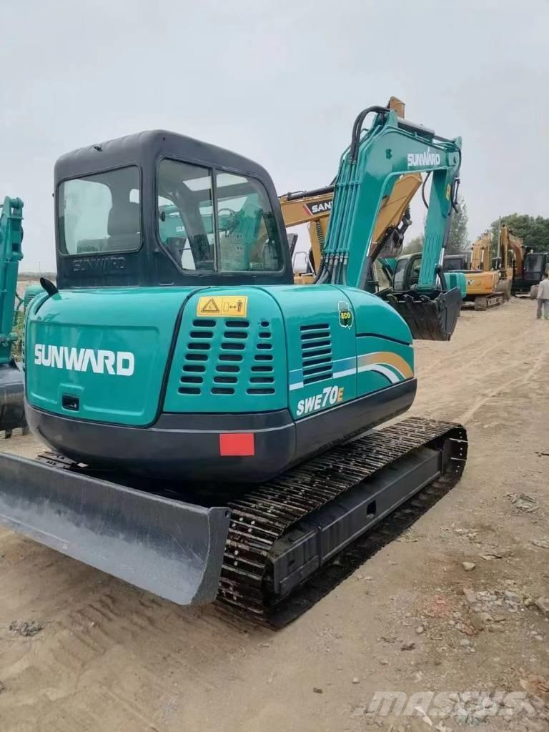 Sunward SWE70E 小型挖掘机