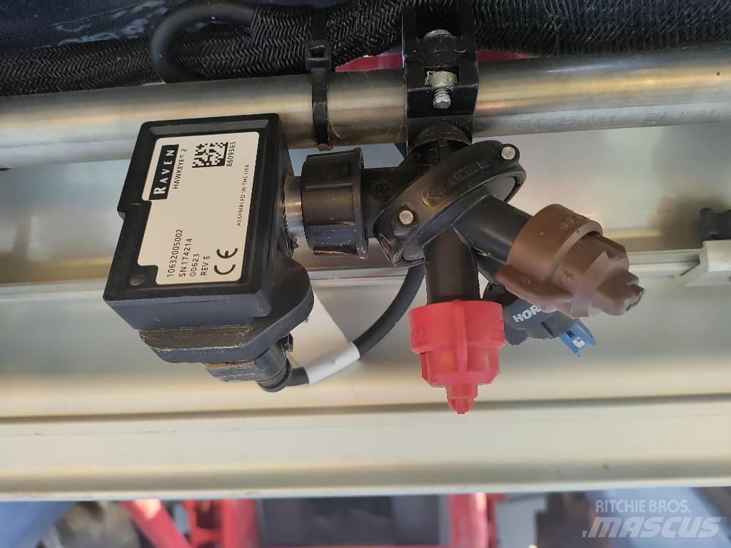 Horsch Leeb 8GS 牵引式喷雾机