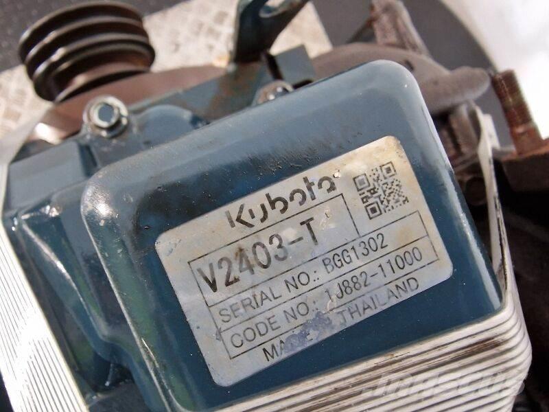 Kubota V2403-T 发动机
