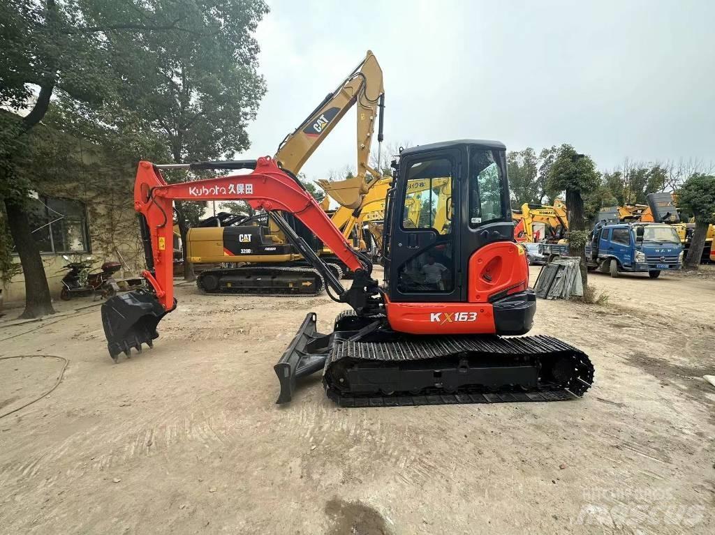 Kubota 163 履带挖掘机