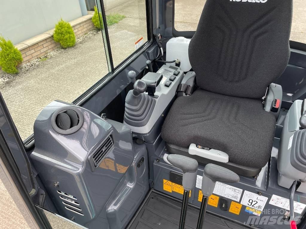 Kobelco SK17SR-3E 小型挖掘机