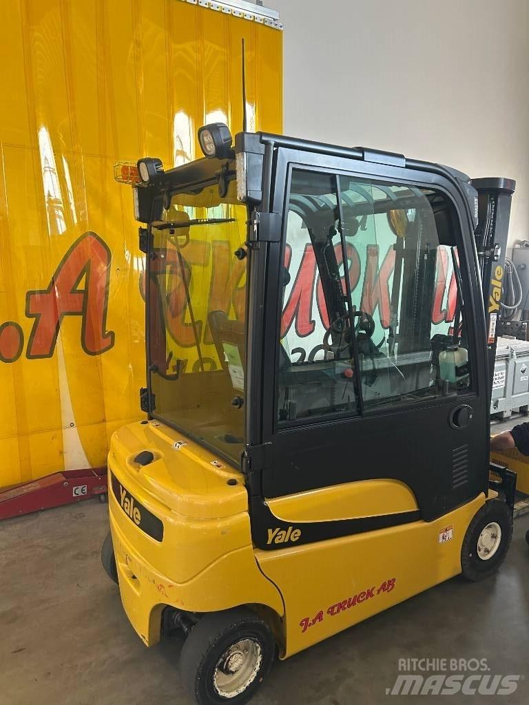 Yale ERP 16 VF 电动叉车