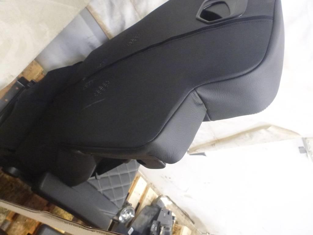 Mercedes-Benz Actros 驾驶室与内部