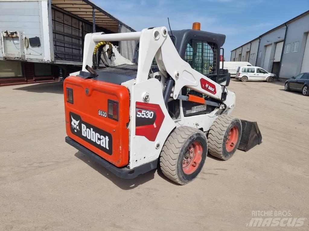 Bobcat S 530 滑移装载机