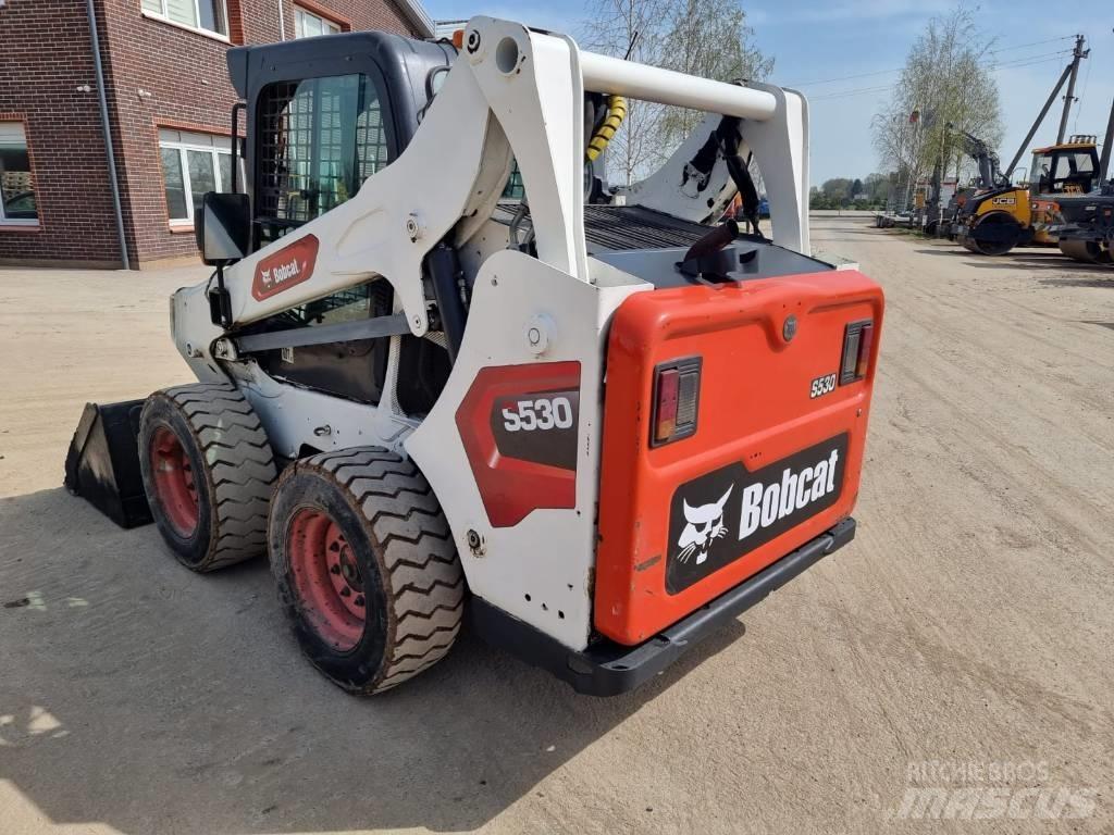 Bobcat S 530 滑移装载机