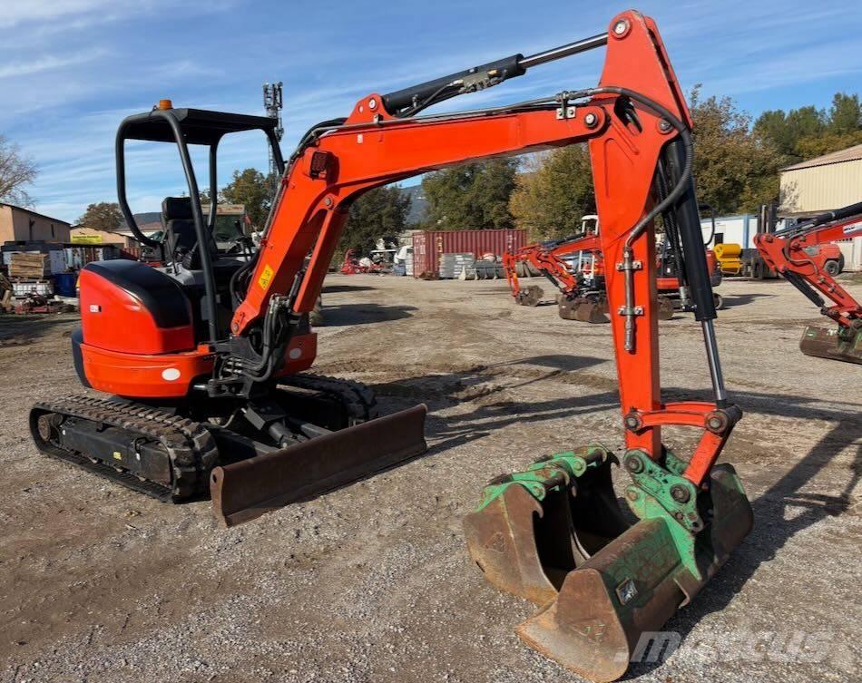 Kubota U 35-3 小型挖掘机