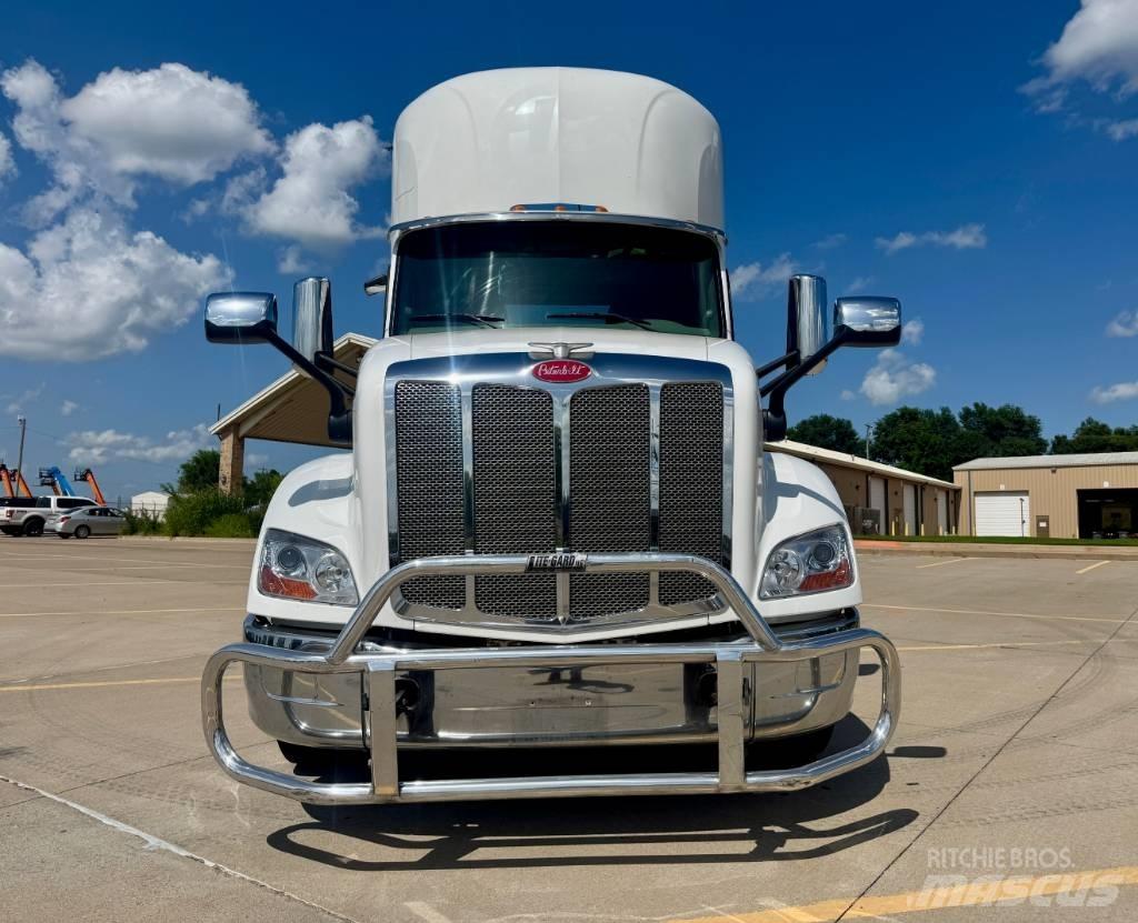 Peterbilt 579 牵引车