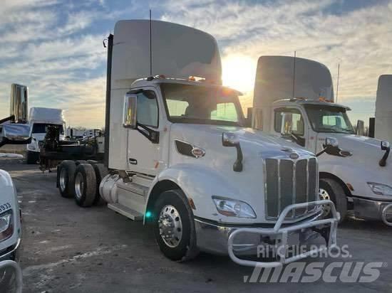 Peterbilt 579 牵引车
