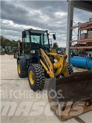 Komatsu WA80M-8 小型装载机
