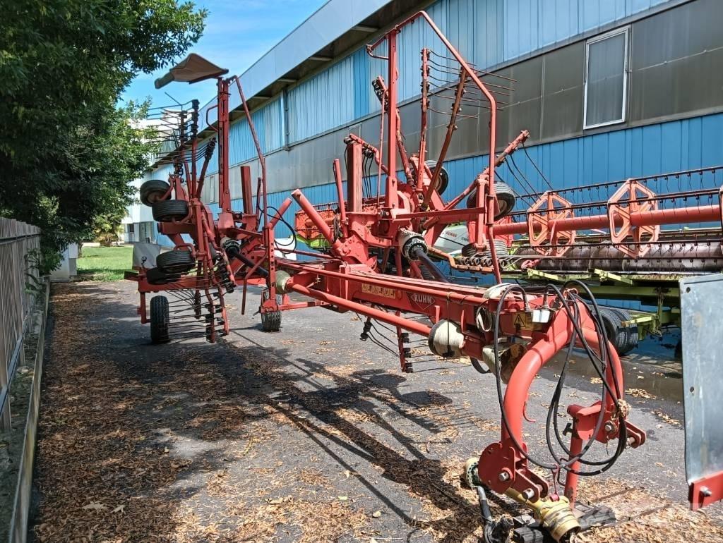 Kuhn 6520 牧草包膜机