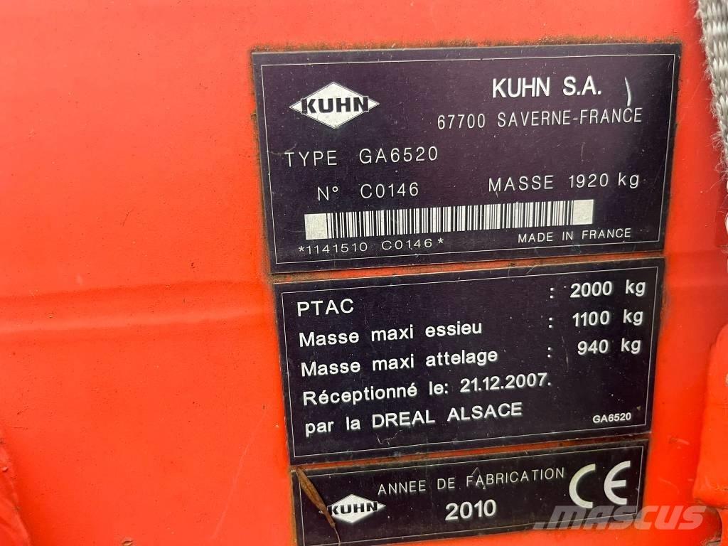 Kuhn 6520 牧草包膜机