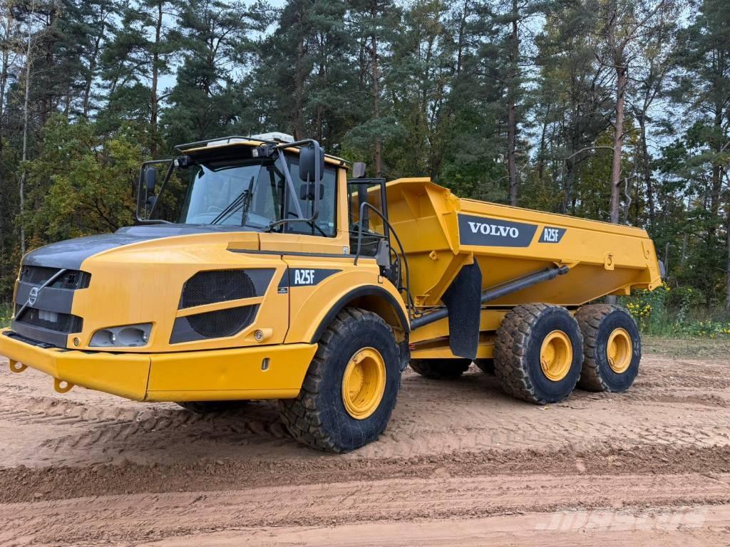 Volvo A 25 F 铰接式自卸车