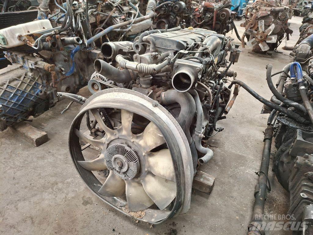 Renault 6 CILINDER 发动机