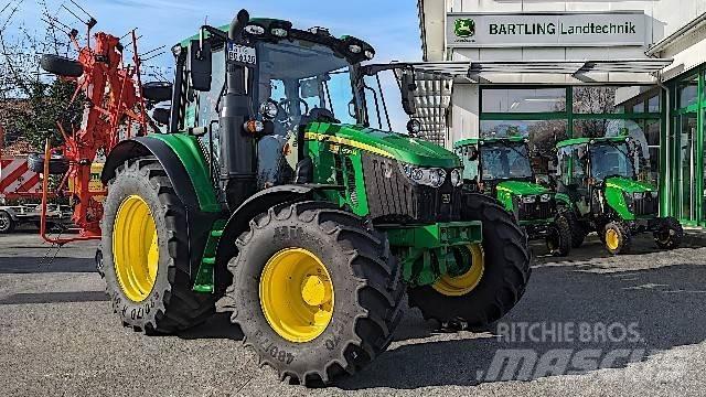 John Deere JD 6120M 拖拉机/农用车