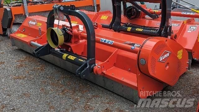 Kuhn BP 28 牧场割草机和切顶器