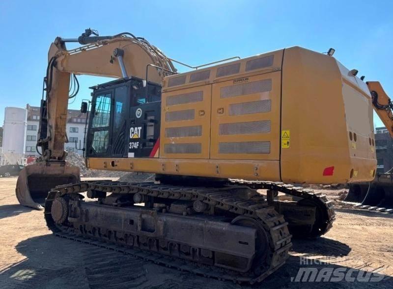 CAT 374FL 履带挖掘机