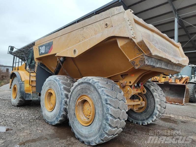CAT 740GC 铰接式自卸车