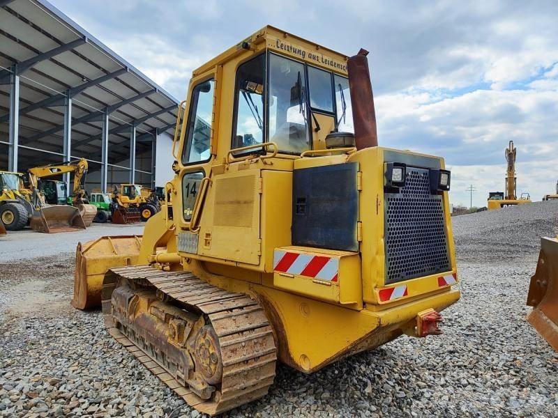 CAT 943 履带式装载机