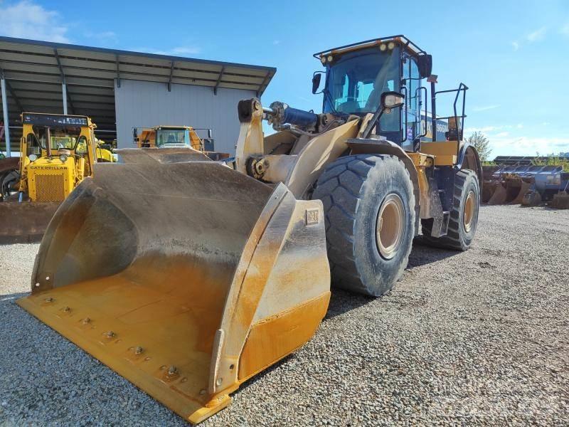 CAT 966M 轮式装载机