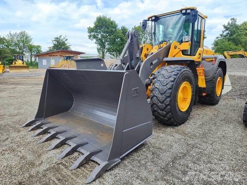 Volvo L110H 轮式装载机