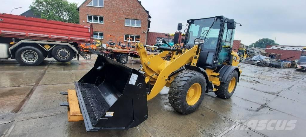 CAT 908M 轮式装载机