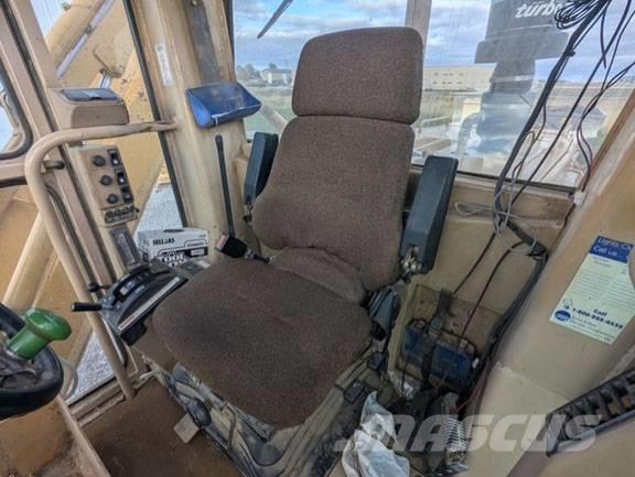 CAT 140 H 平地机/推土机