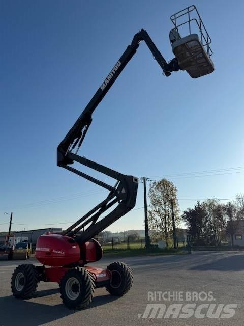 Manitou 200 ATJ 自走式伸缩臂升降机