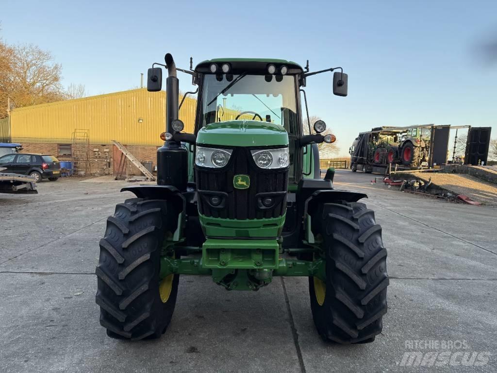 John Deere 6135M 拖拉机/农用车
