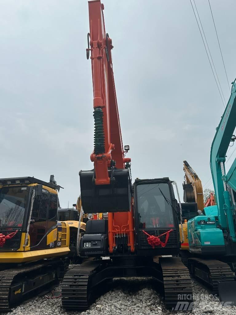 Hitachi ZX 120 履带挖掘机
