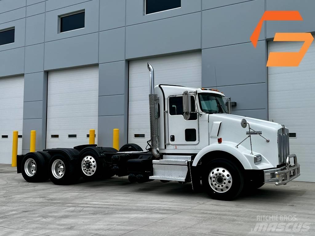 Kenworth T 800 牵引车