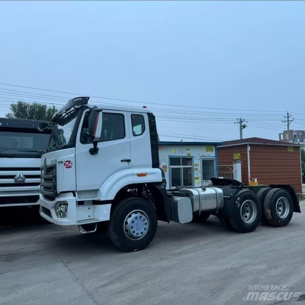 Howo 371 6X4 牵引车