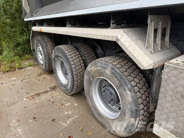 Volvo Penta FMX 自卸式货车